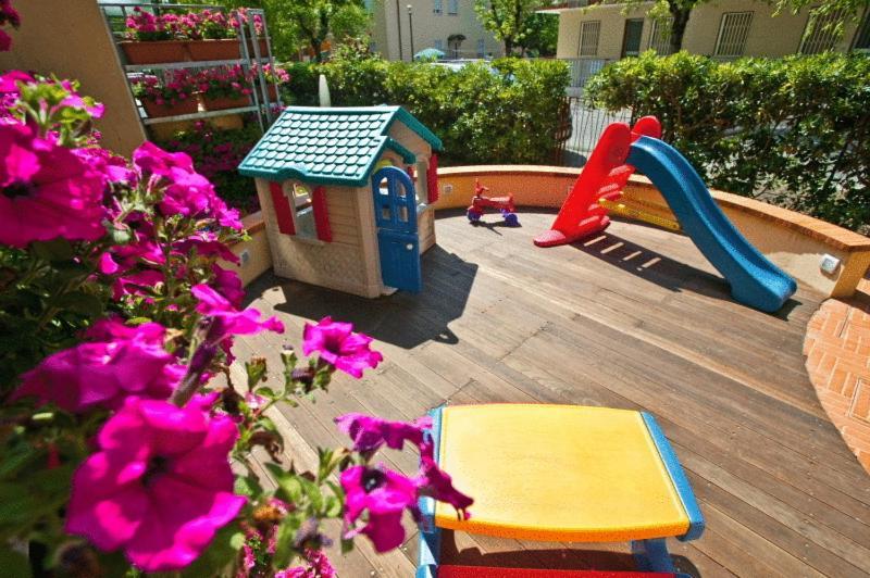 Hotel Vallechiara Cesenatico Eksteriør bilde